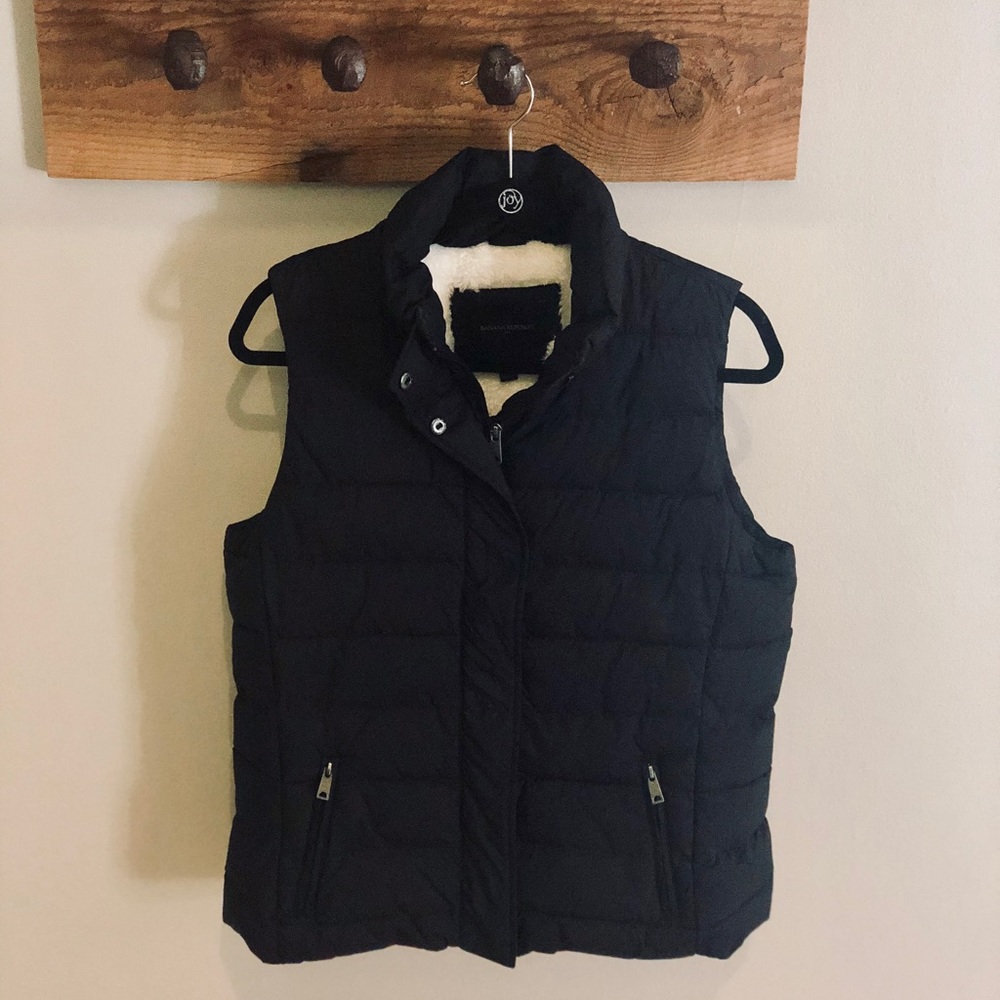 Banana Republic Puffy Vest